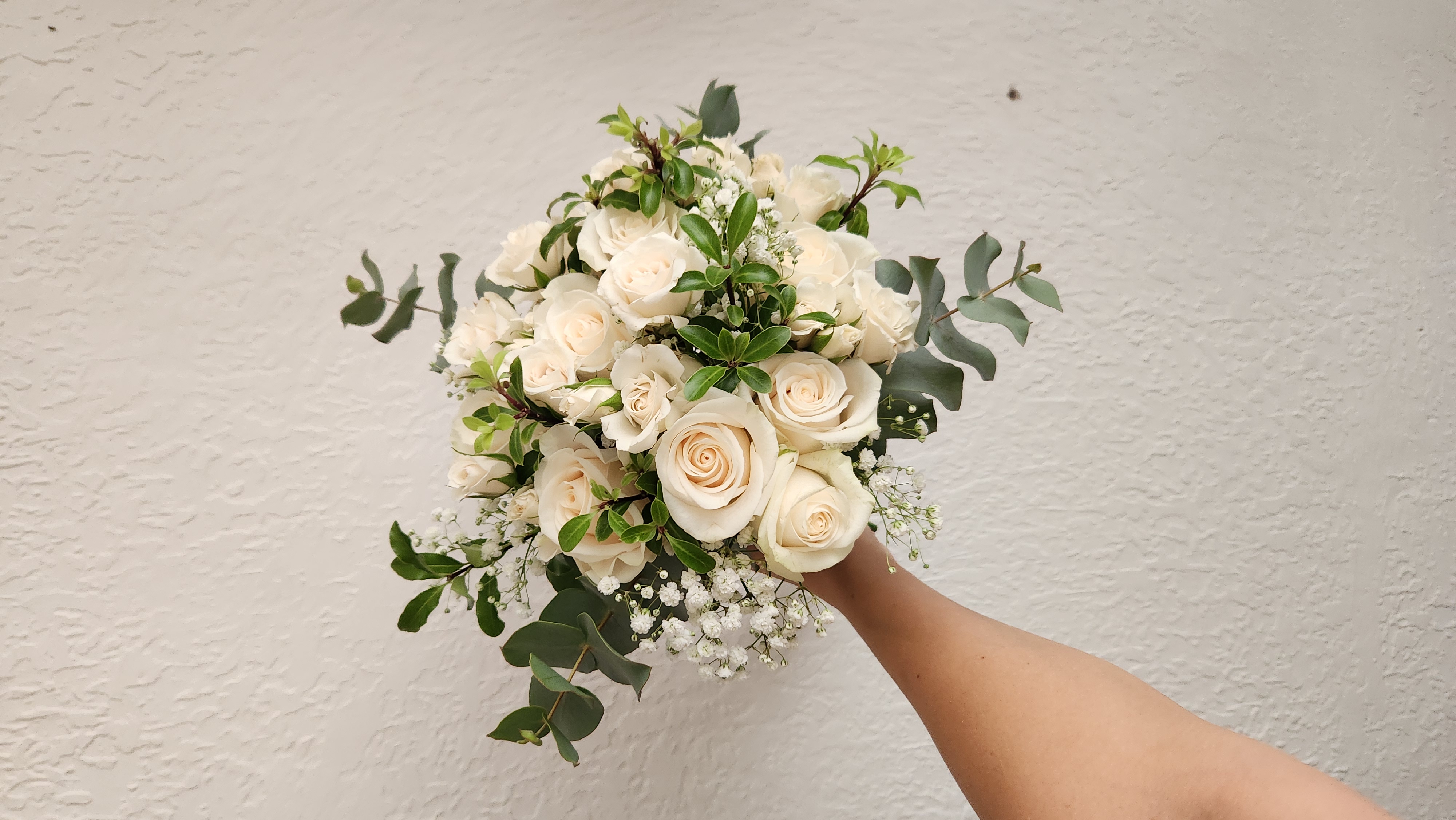 Ramo de novia en rosas e ilusión.